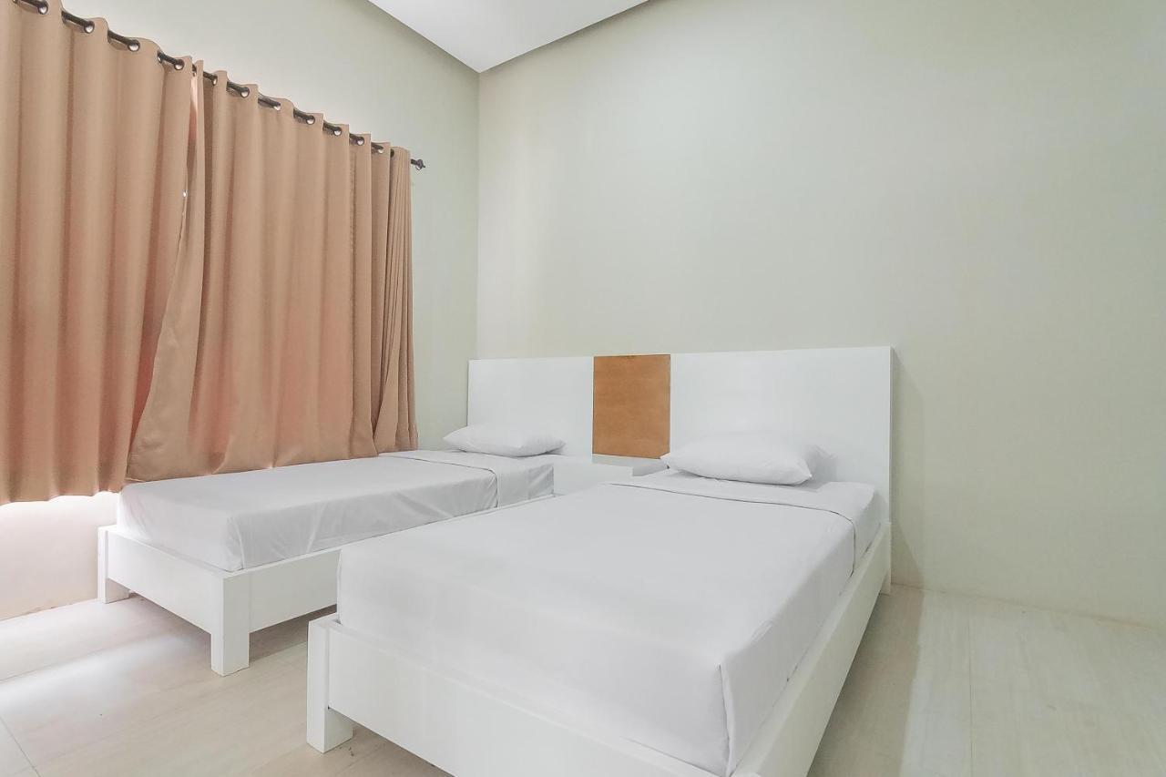 Reddoorz Resort Syariah Near D'Castello Ciater سوبانج المظهر الخارجي الصورة