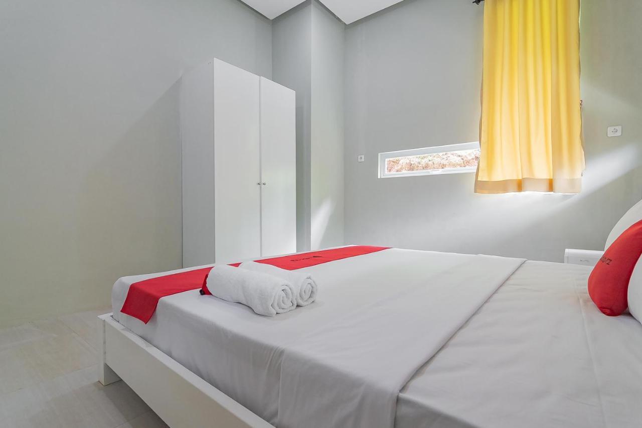 Reddoorz Resort Syariah Near D'Castello Ciater سوبانج المظهر الخارجي الصورة