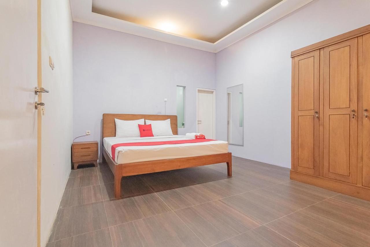 Reddoorz Resort Syariah Near D'Castello Ciater سوبانج المظهر الخارجي الصورة