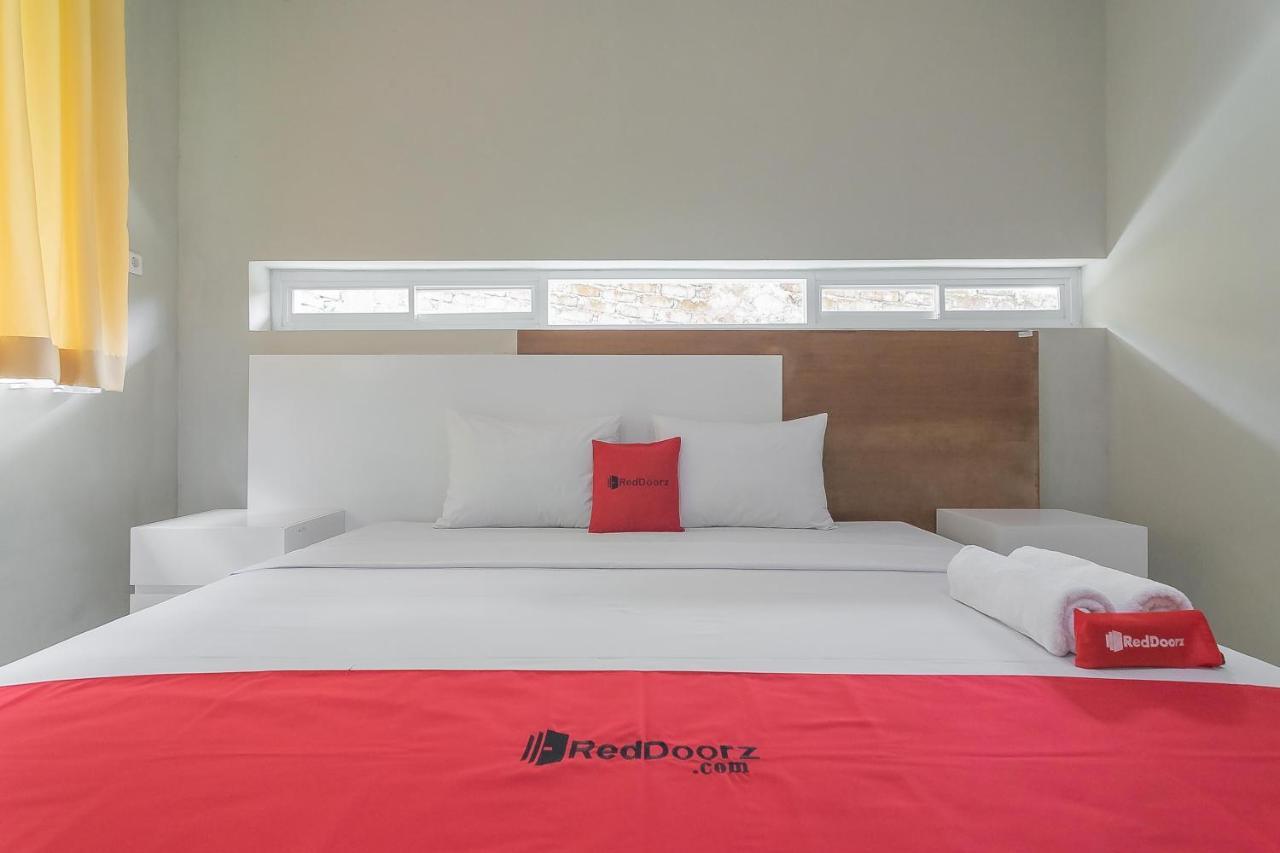 Reddoorz Resort Syariah Near D'Castello Ciater سوبانج المظهر الخارجي الصورة