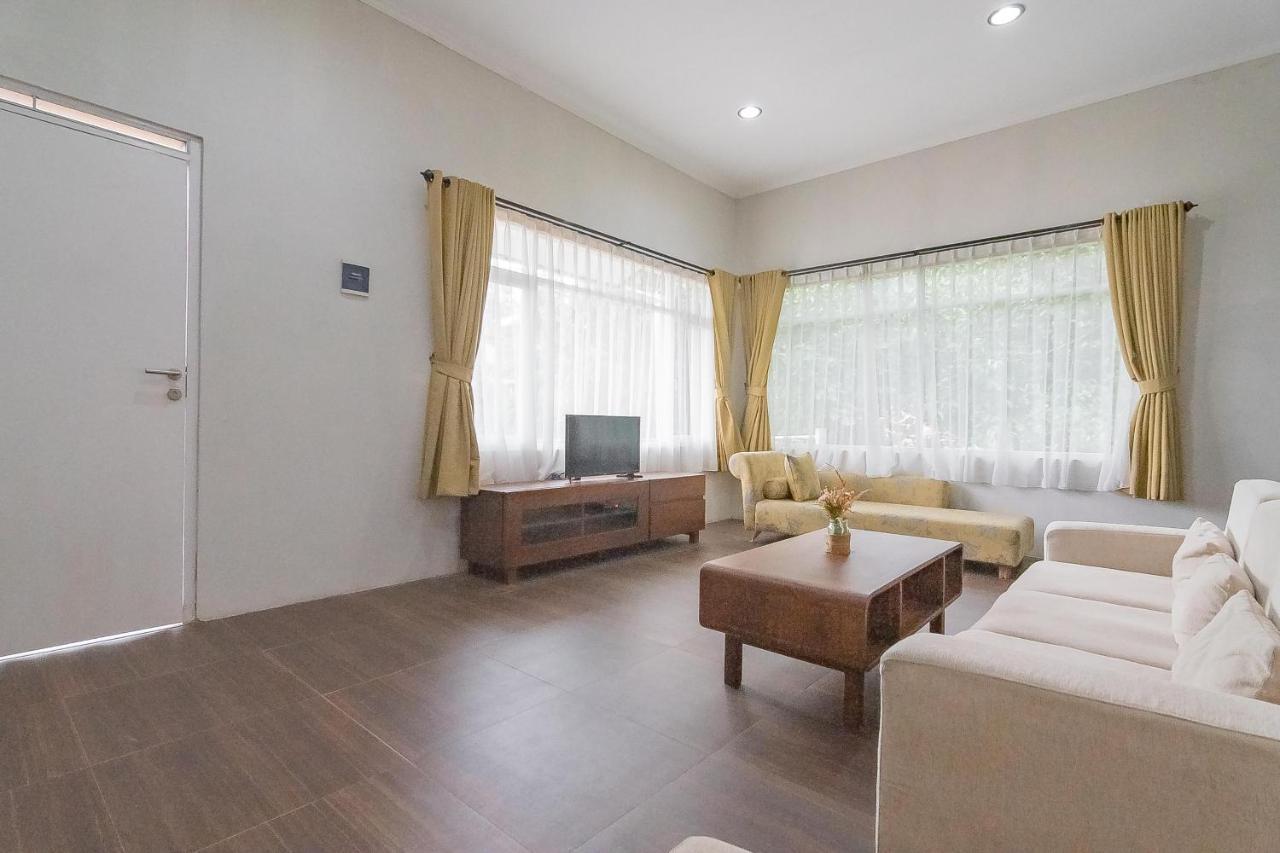 Reddoorz Resort Syariah Near D'Castello Ciater سوبانج المظهر الخارجي الصورة
