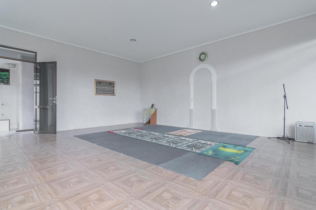 Reddoorz Resort Syariah Near D'Castello Ciater سوبانج المظهر الخارجي الصورة