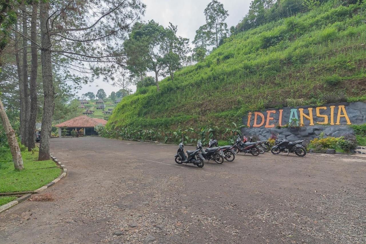 Reddoorz Resort Syariah Near D'Castello Ciater سوبانج المظهر الخارجي الصورة