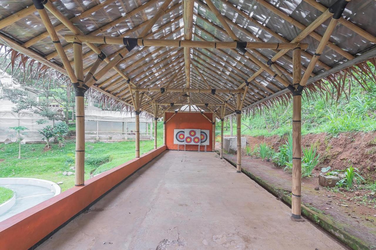 Reddoorz Resort Syariah Near D'Castello Ciater سوبانج المظهر الخارجي الصورة