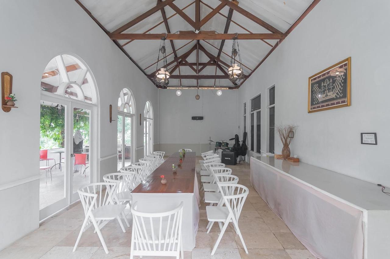 Reddoorz Resort Syariah Near D'Castello Ciater سوبانج المظهر الخارجي الصورة